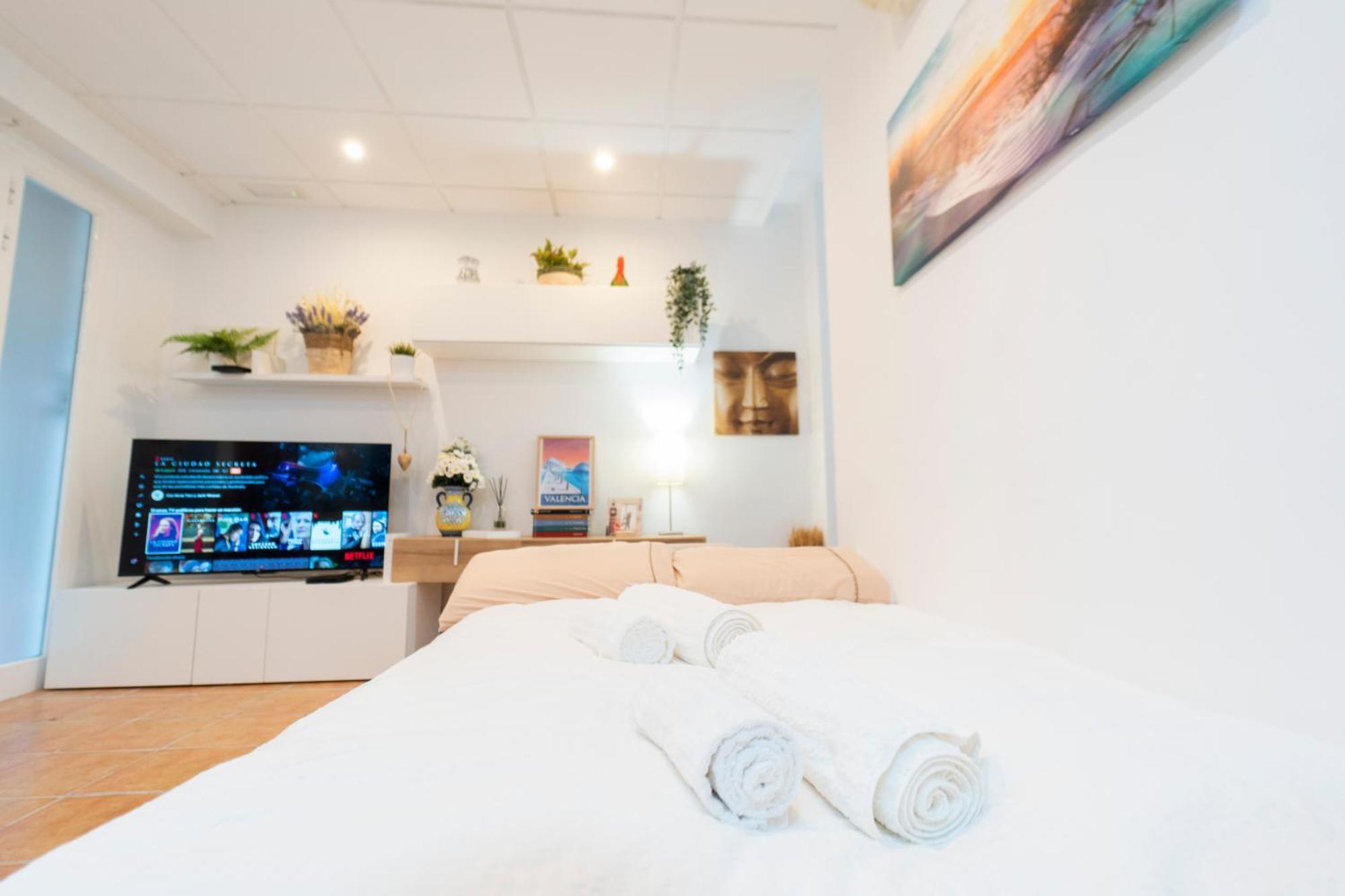 Lovely Apartment Near Beach & Science City バレンシア エクステリア 写真