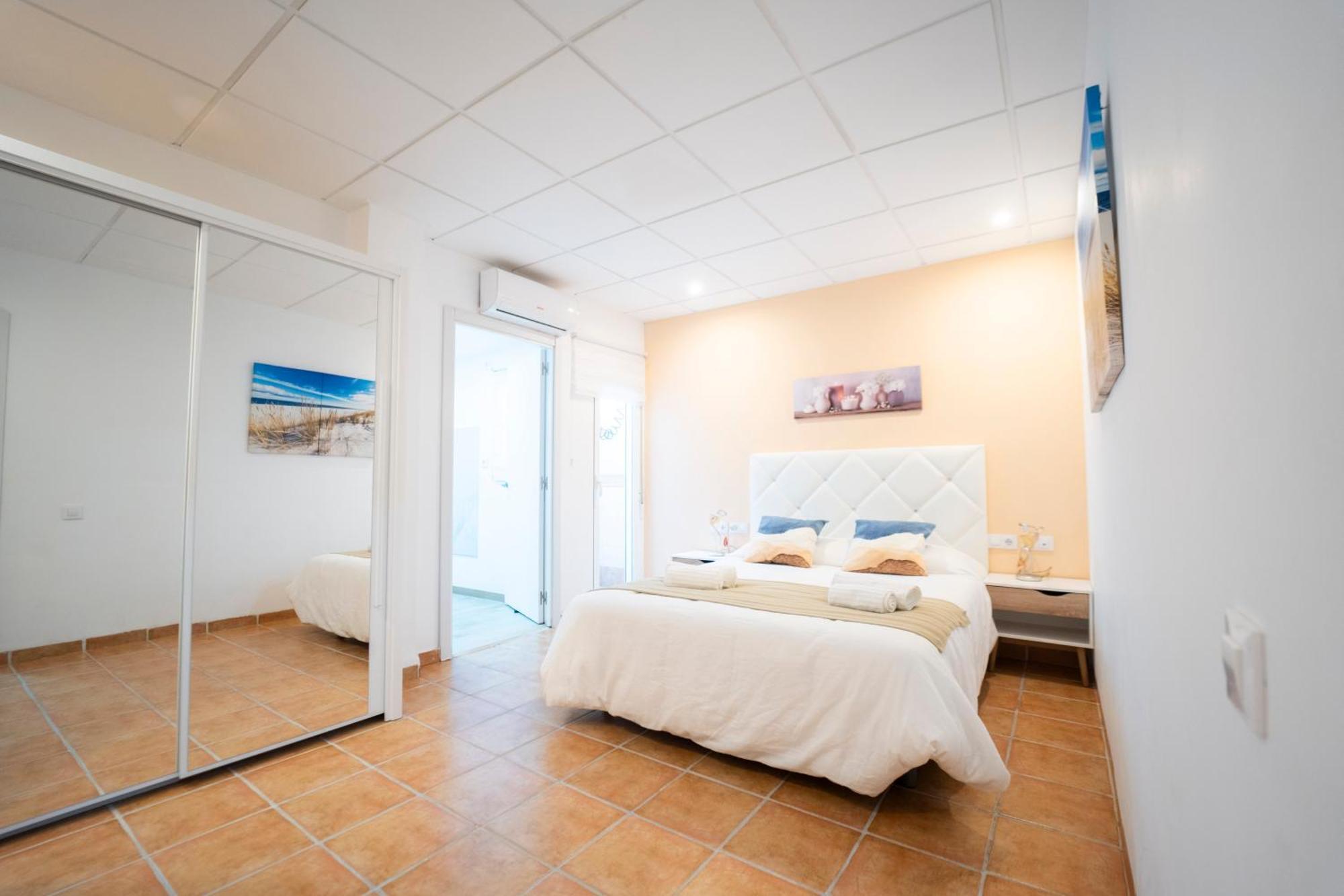 Lovely Apartment Near Beach & Science City バレンシア エクステリア 写真